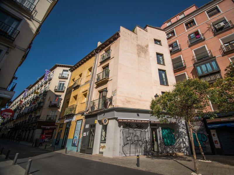 Apartamentos Cruz Мадрид Екстериор снимка