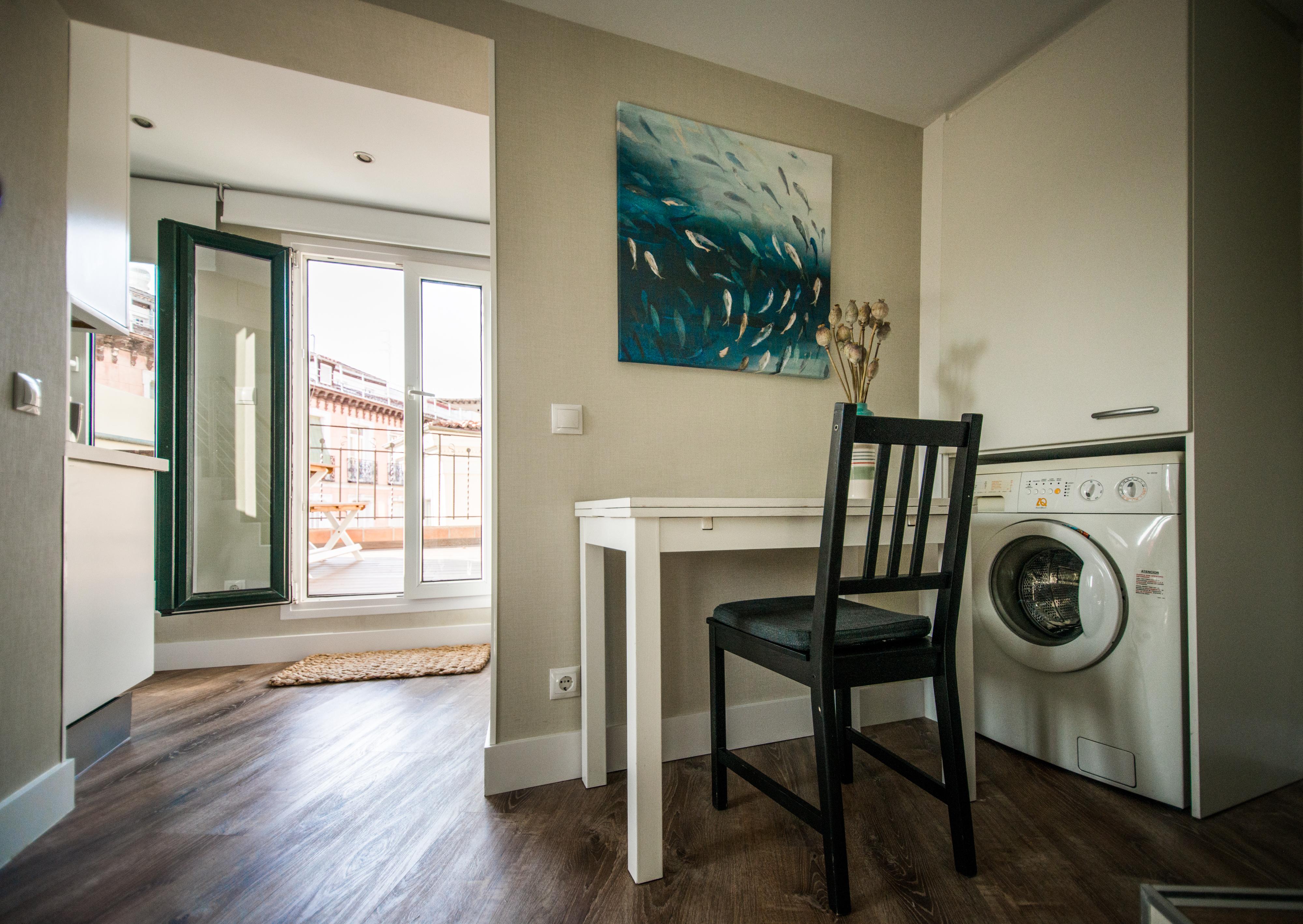 Apartamentos Cruz Мадрид Екстериор снимка
