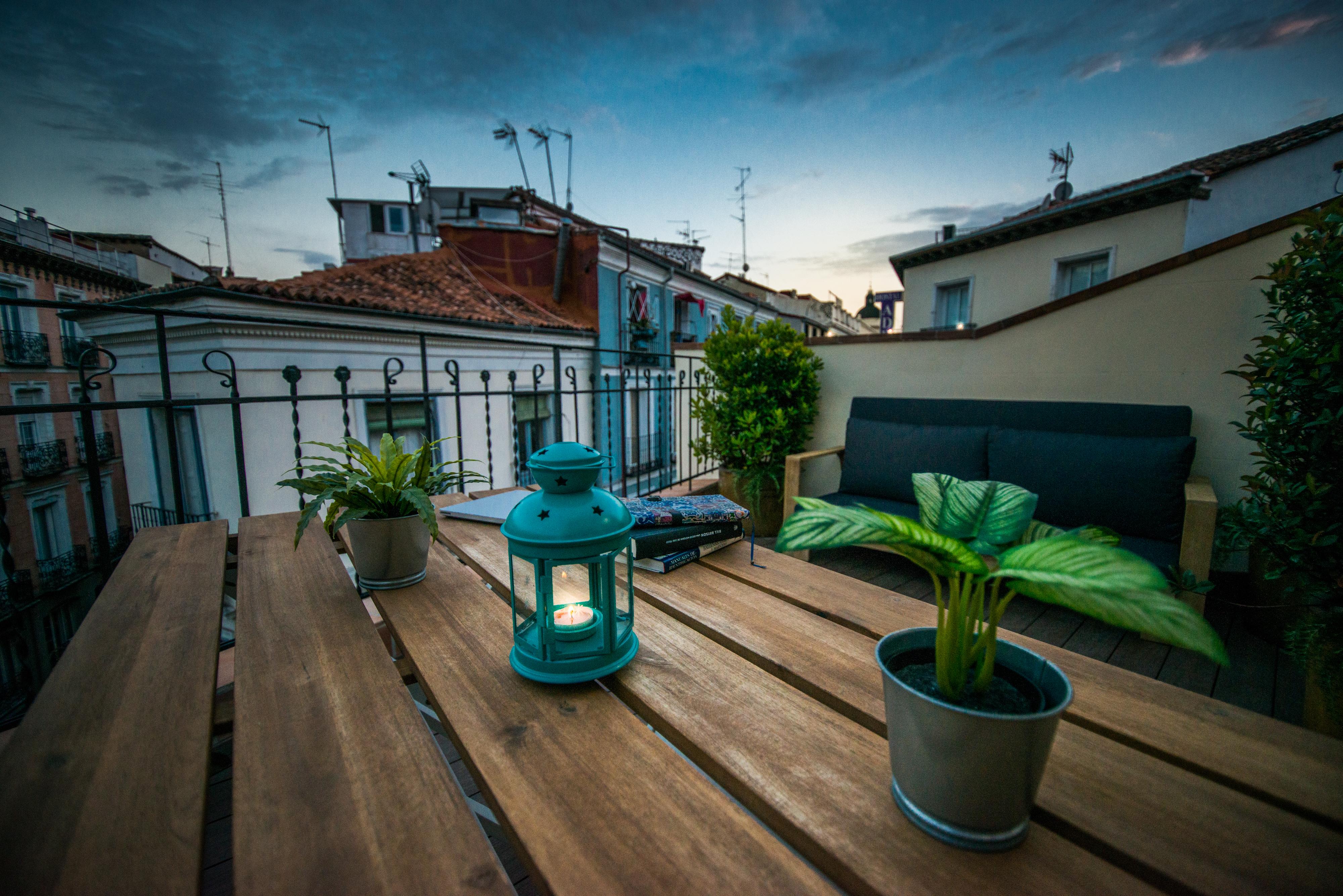 Apartamentos Cruz Мадрид Екстериор снимка