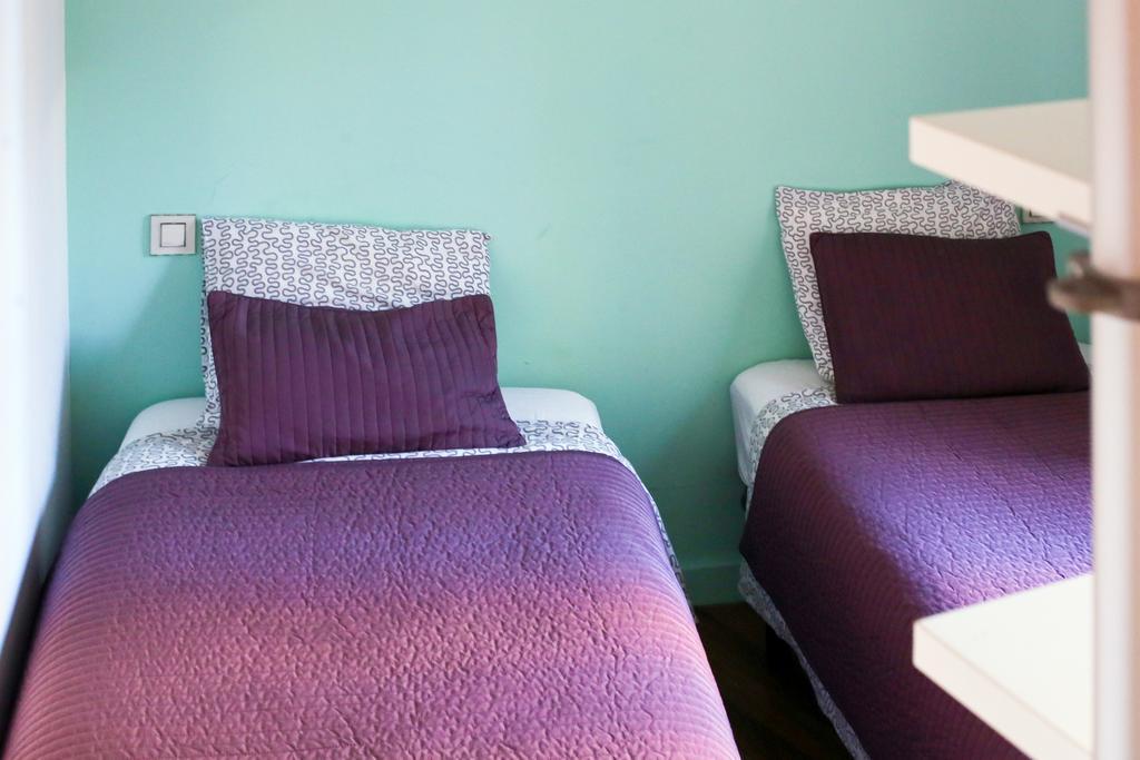 Apartamentos Cruz Мадрид Екстериор снимка